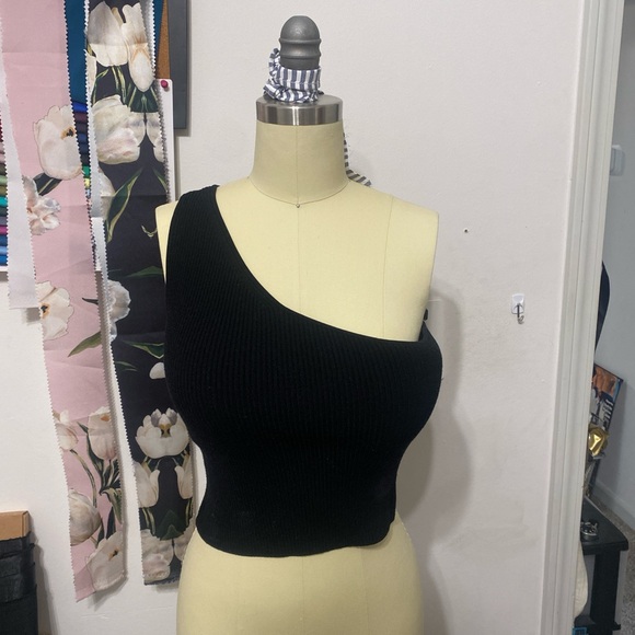 Michael Kors Black Ribbed One-Shoulder Tank Top - Picture 1 of 2